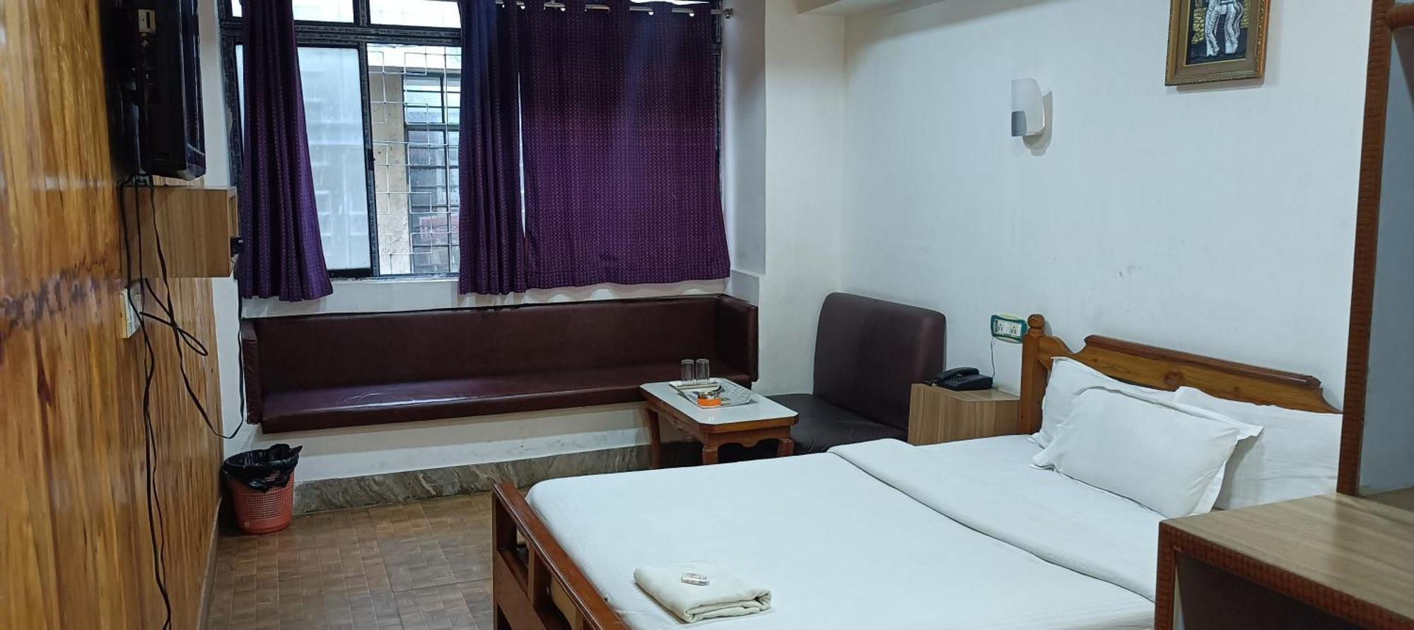 Hotel Assembly Shillong Kültér fotó