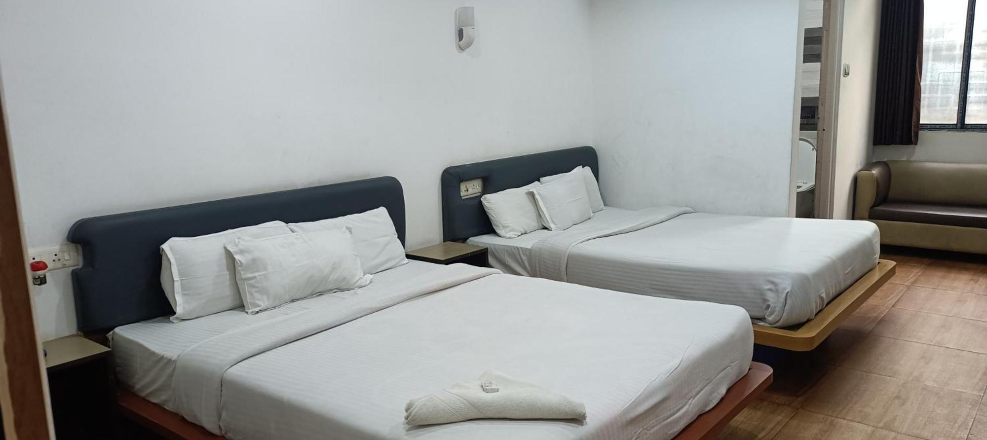 Hotel Assembly Shillong Kültér fotó