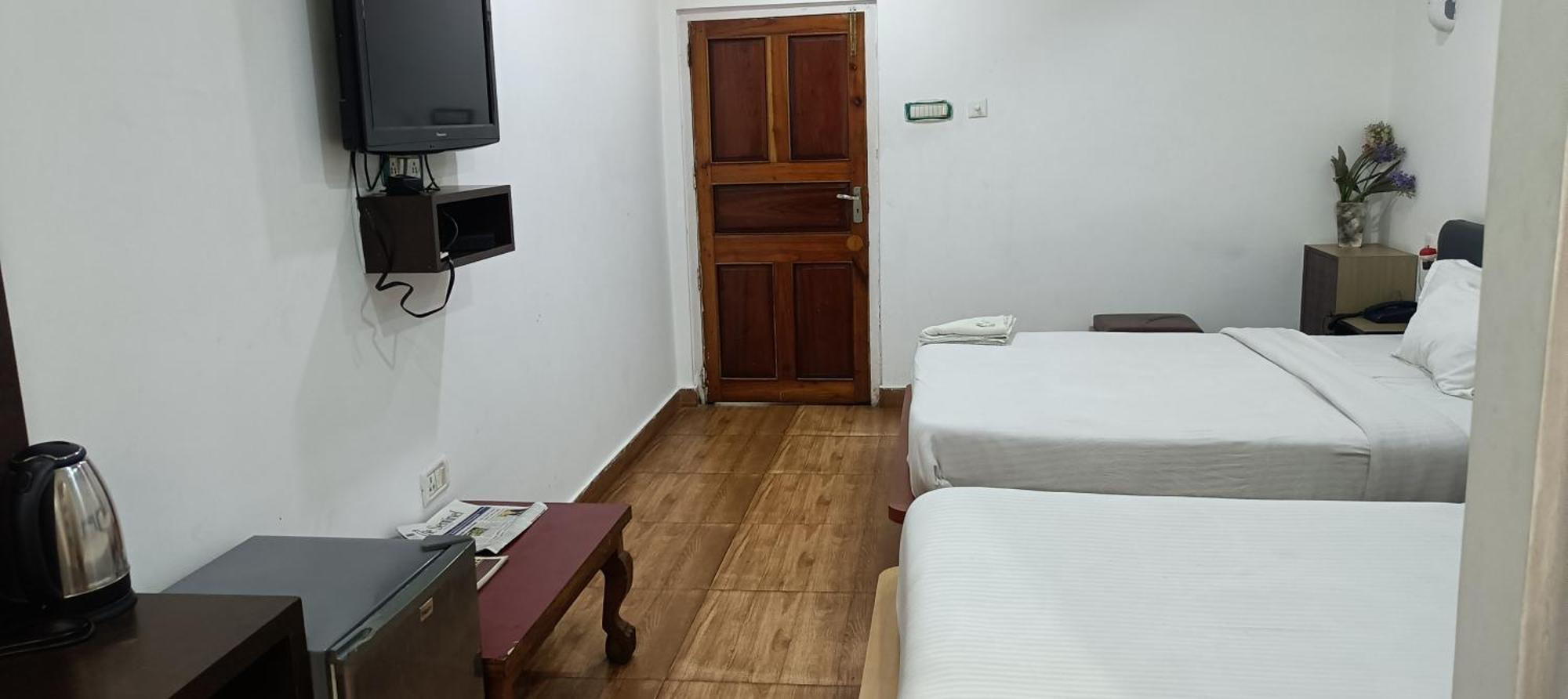 Hotel Assembly Shillong Kültér fotó